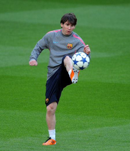 申京出生于 申京出生于