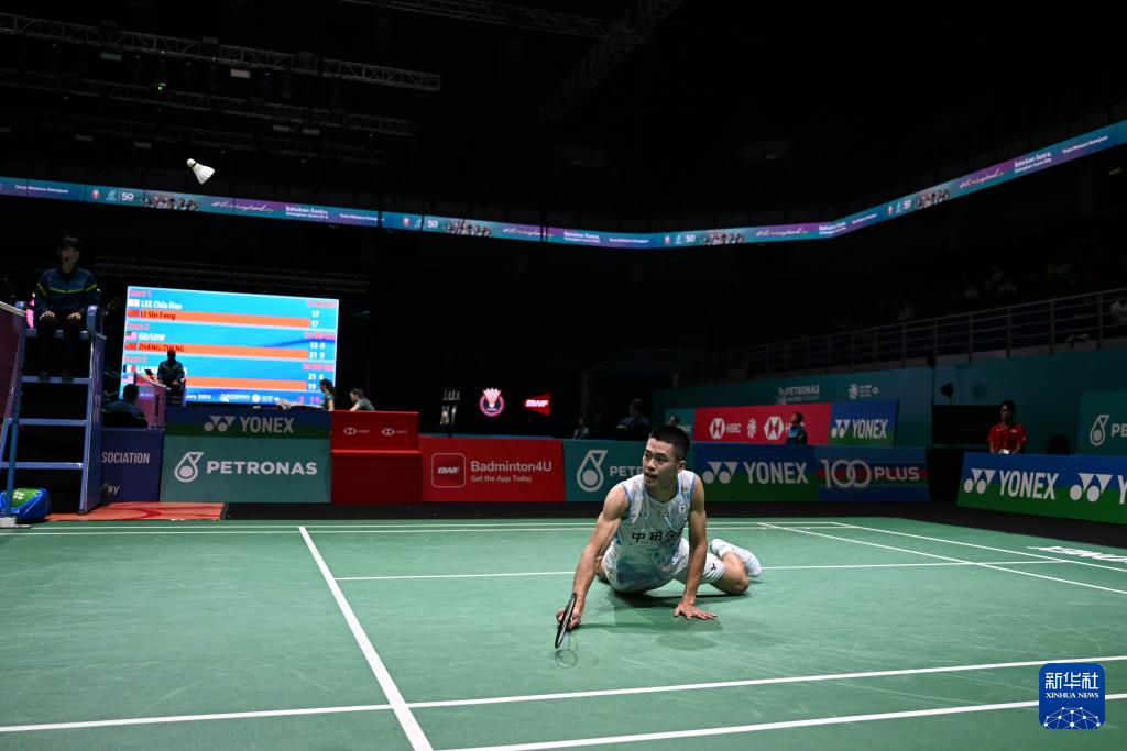 础上继续扩 础上继续扩